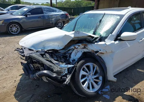 2017 Acura Ilx Premium Package/Technology Plus Package z USA, uszkodzony, nr VIN 19UDE2F74HA004207